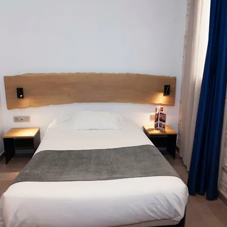 בית הארחה Paris