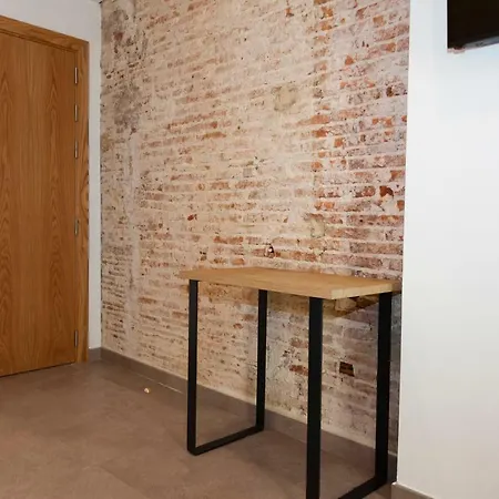 בית הארחה Paris 3*